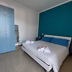 Domus Libeccio 57 *